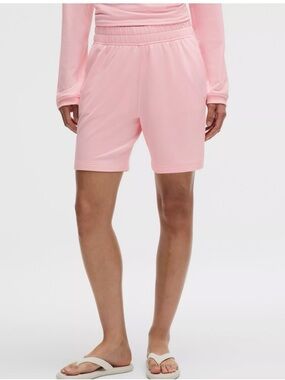 lululemon athletica Be calm modal shorts size small Excellent condition